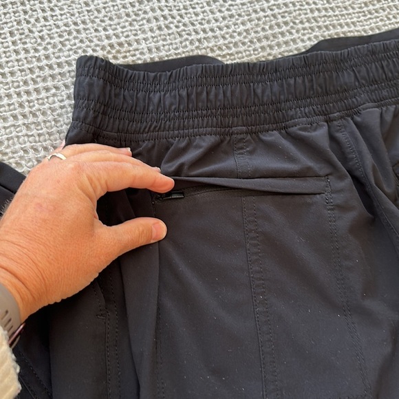 Athleta Chelsea Utility Jogger – Black, Size 8 - Picture 6 of 6